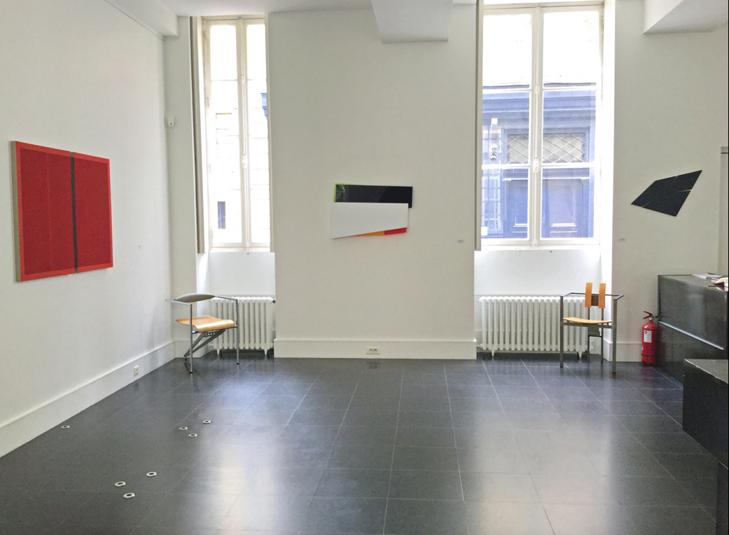 THE SPACE IN BETWEEN  - GALERIE LAHUMIERE